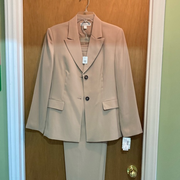 Dress Barn Pants - Women’s pantsuit, Dress Barn, size 12, tan color.
